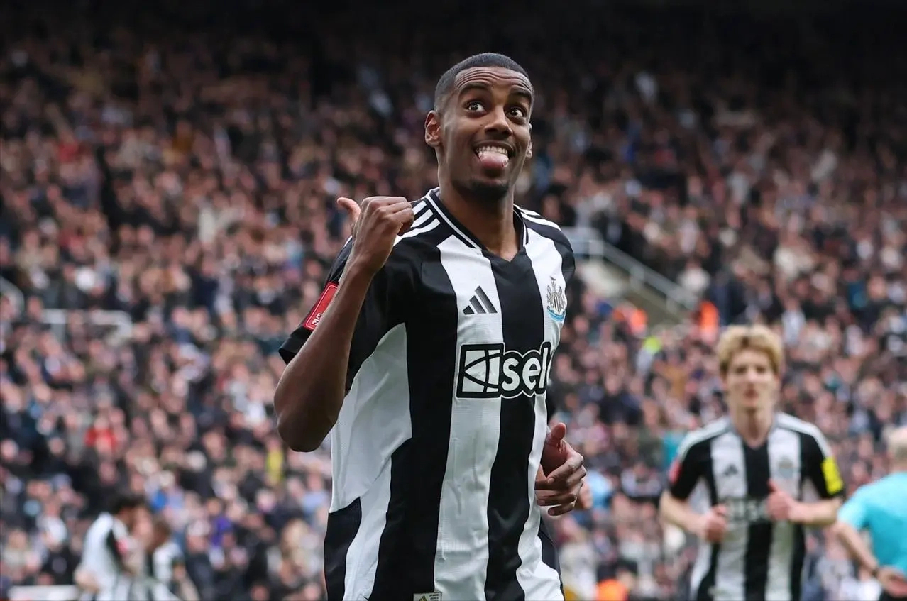 意甲卫冕冠军遭遇连败，冠军悬念再生变数